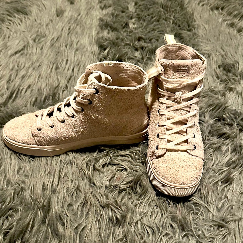 Toms Hightop Sneakers